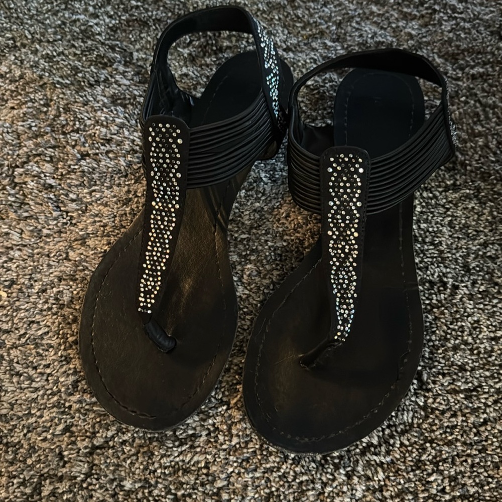 Womens Madden Girl Size 9 Sandals